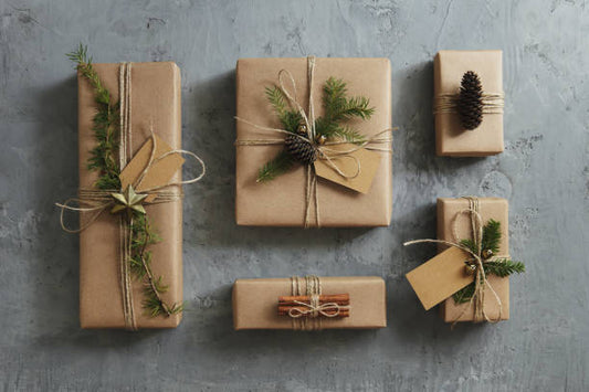 Gardening Gift Wrap Ideas Using Garden Materials
